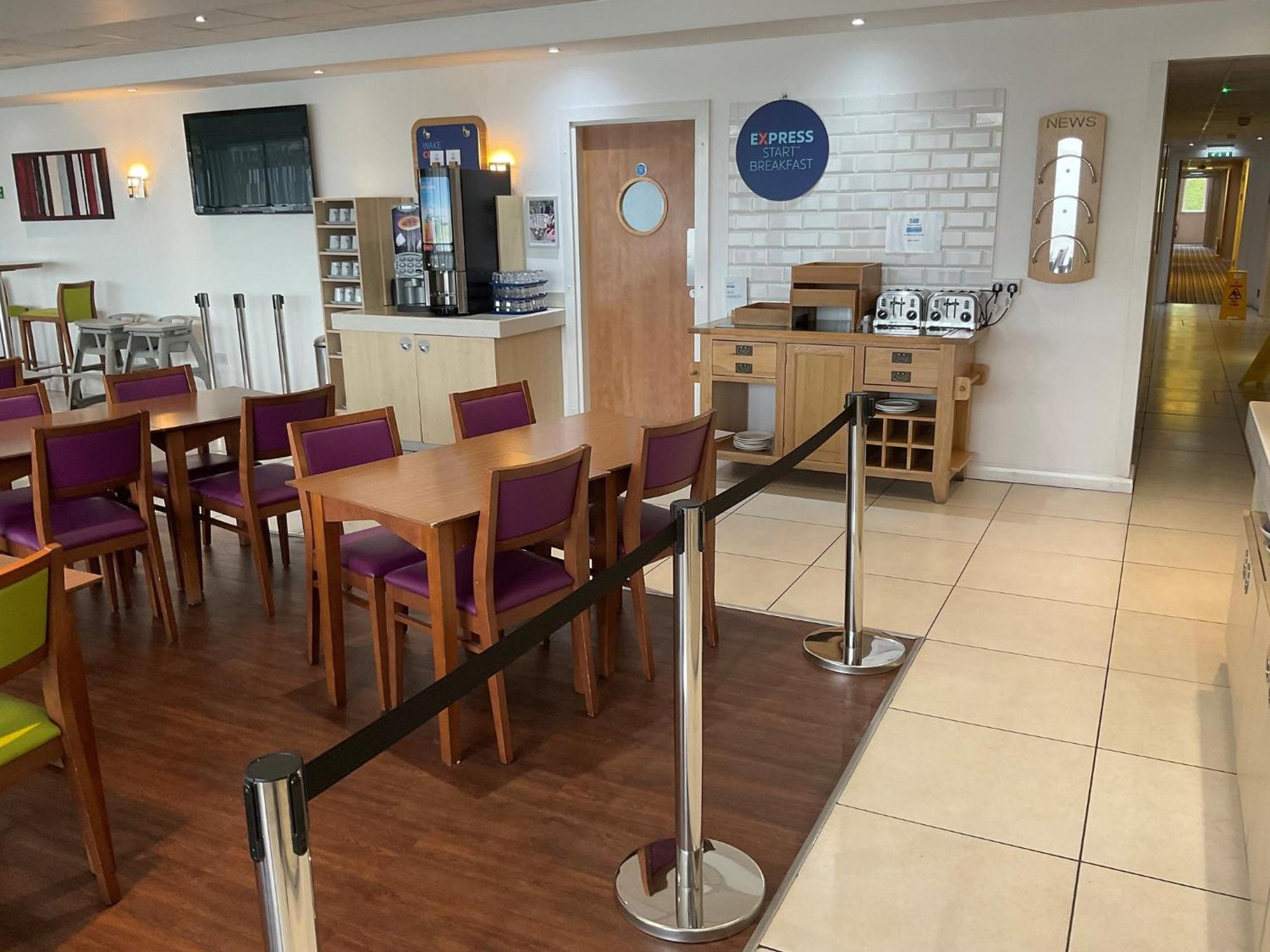 Holiday Inn Express Nuneaton By Ihg Luaran gambar