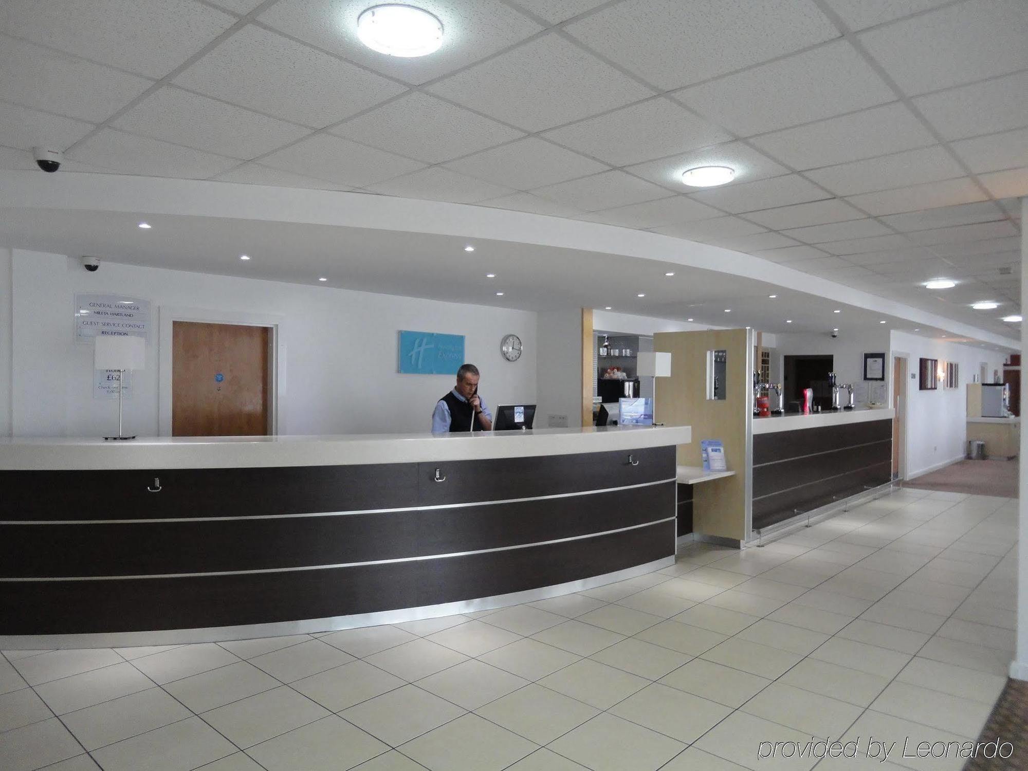 Holiday Inn Express Nuneaton By Ihg Dalaman gambar